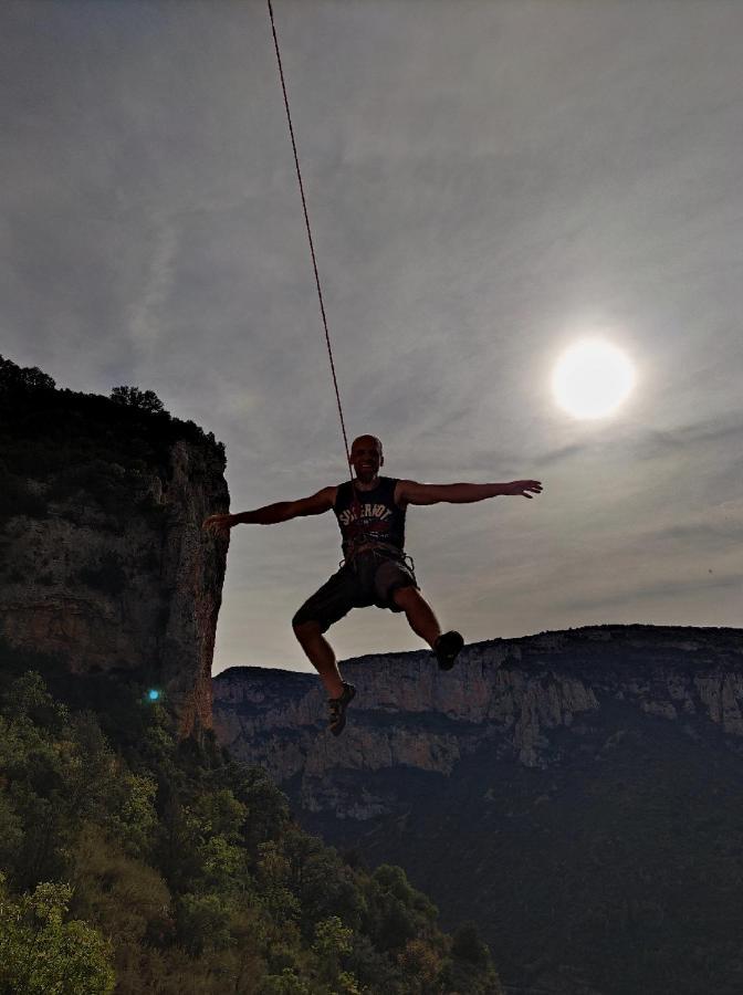 Cal Perico, Tourist And Climbing Apartament Camarasa Bagian luar foto